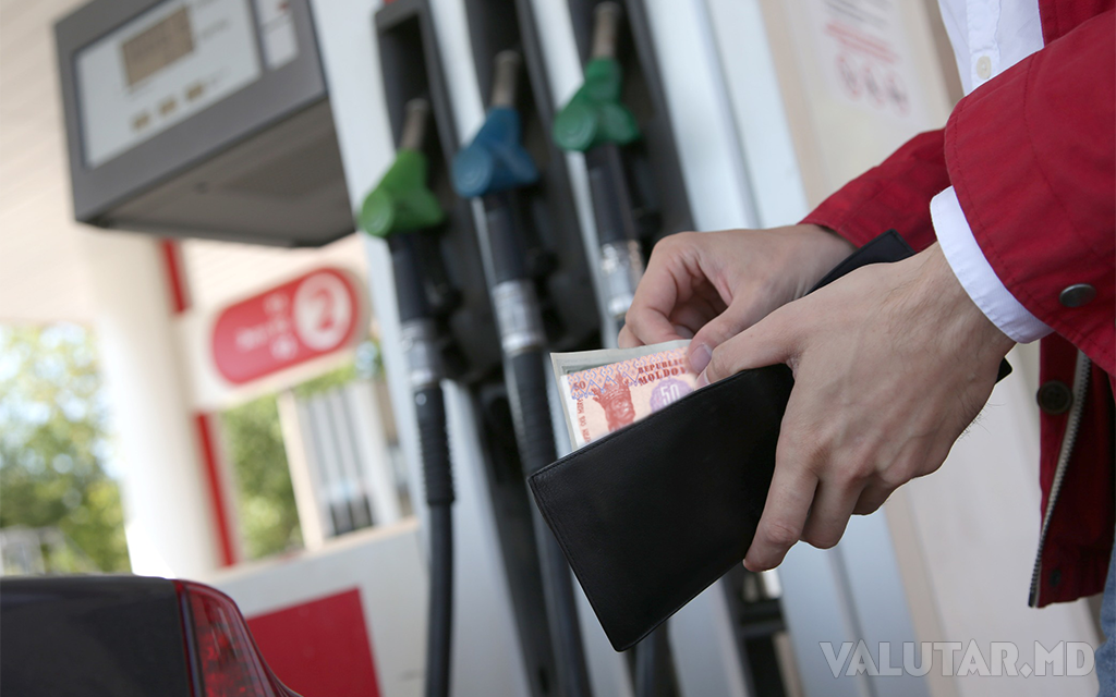 În Moldova se vor scumpi benzina şi motorina